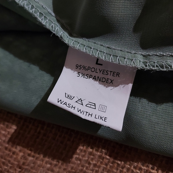 Womans shirt L - Picture 5 of 7